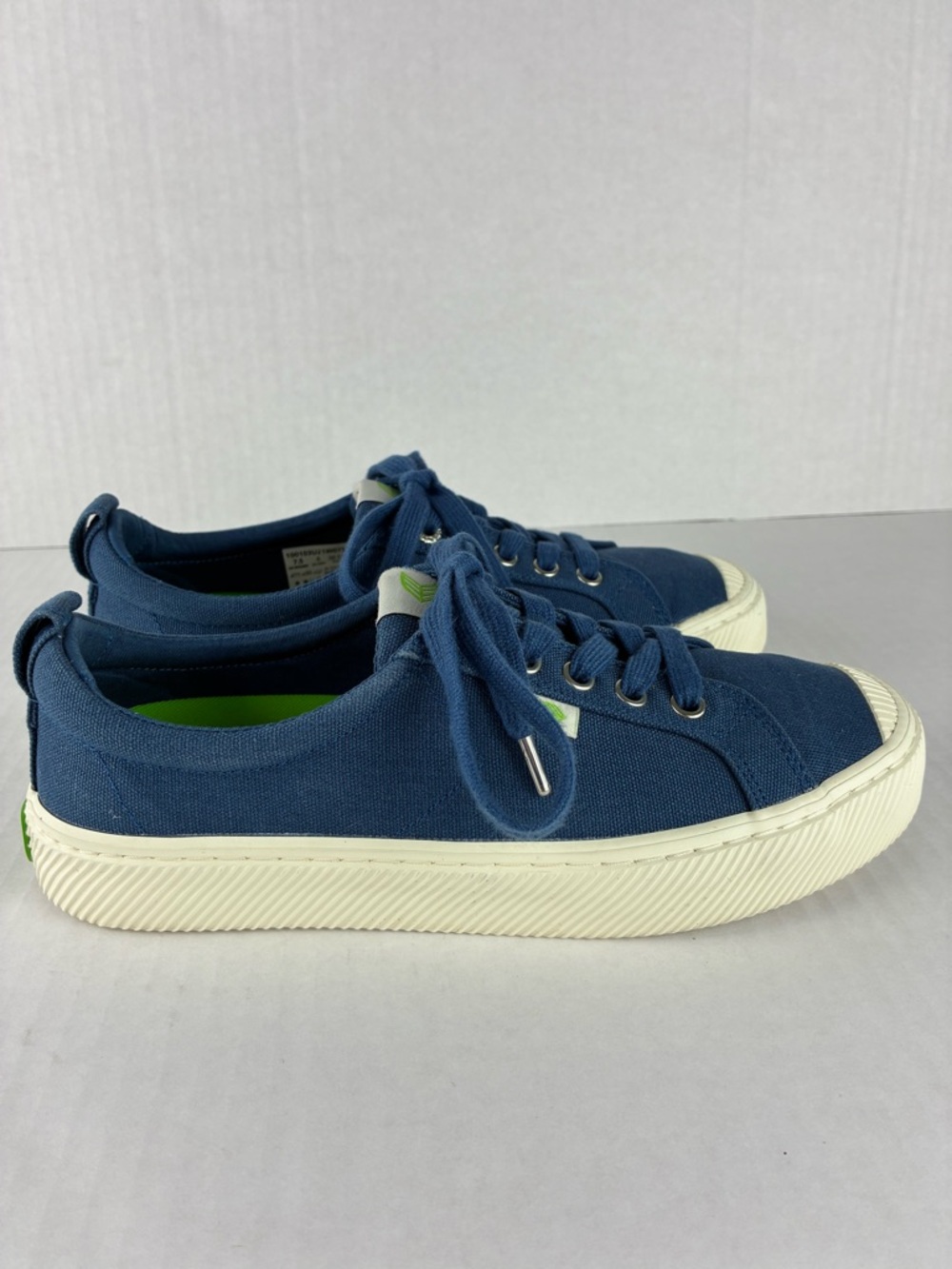 Cariuma‎ Blue Canvas Sneakers Size 7.5 | Casual Lace-Up Eco Shoes - Picture 6 of 9